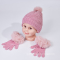 Knitted hat and gloves set for child